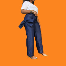 Load image into Gallery viewer, Knot Denim