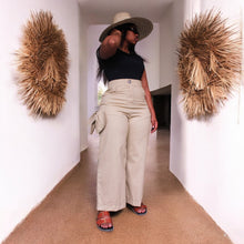Load image into Gallery viewer, Knot Khakis